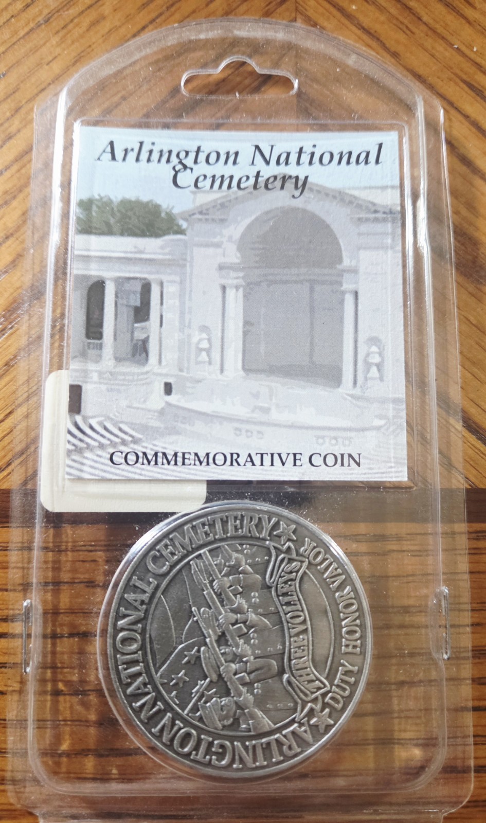 Arlington National Cemetery Commemorative Coin in Package Militaria Theme