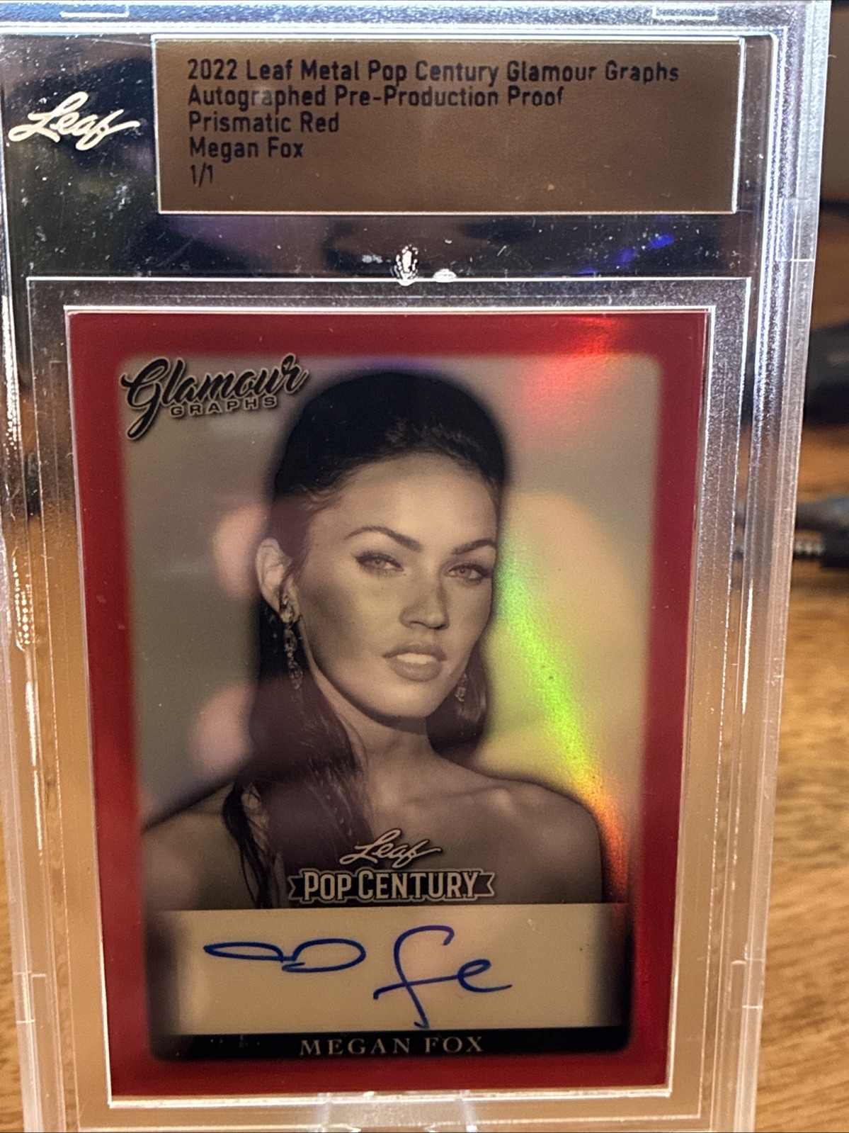 2022 Leaf Metal Pop Century Glamour Graphs Prismatic Red Megan Fox Auto 1/1