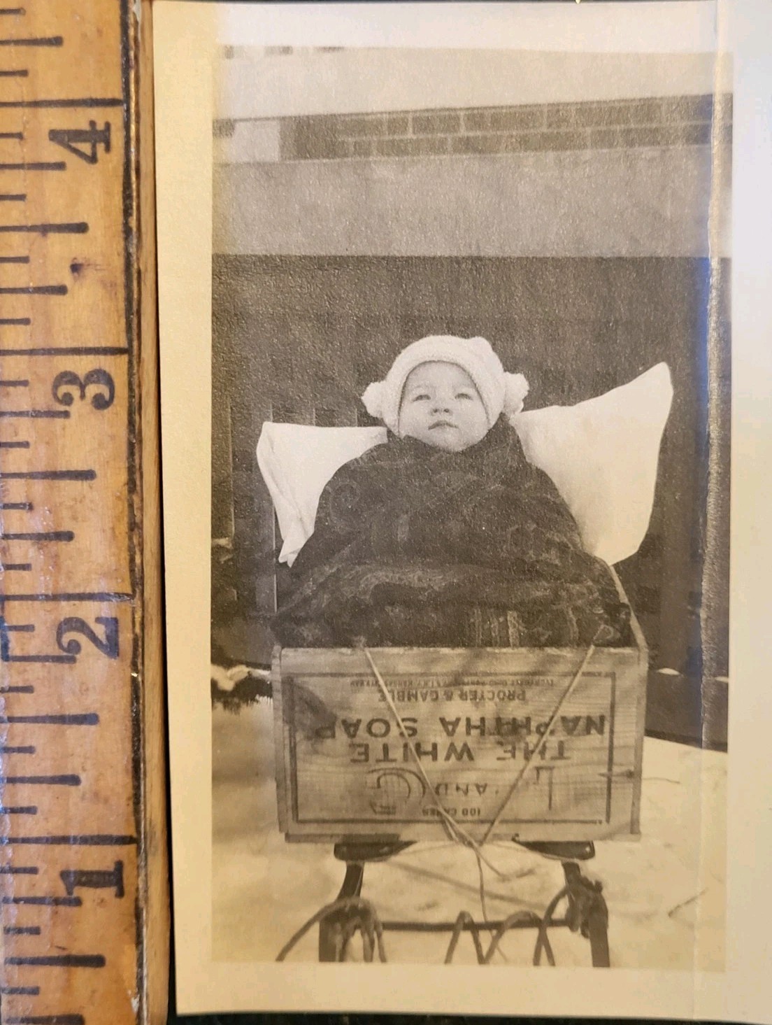 RaRe 1930s GREAT DEPRESSION ERA INFANT IN SOAPBOX MADE BABY CARRIAGE Real Photo