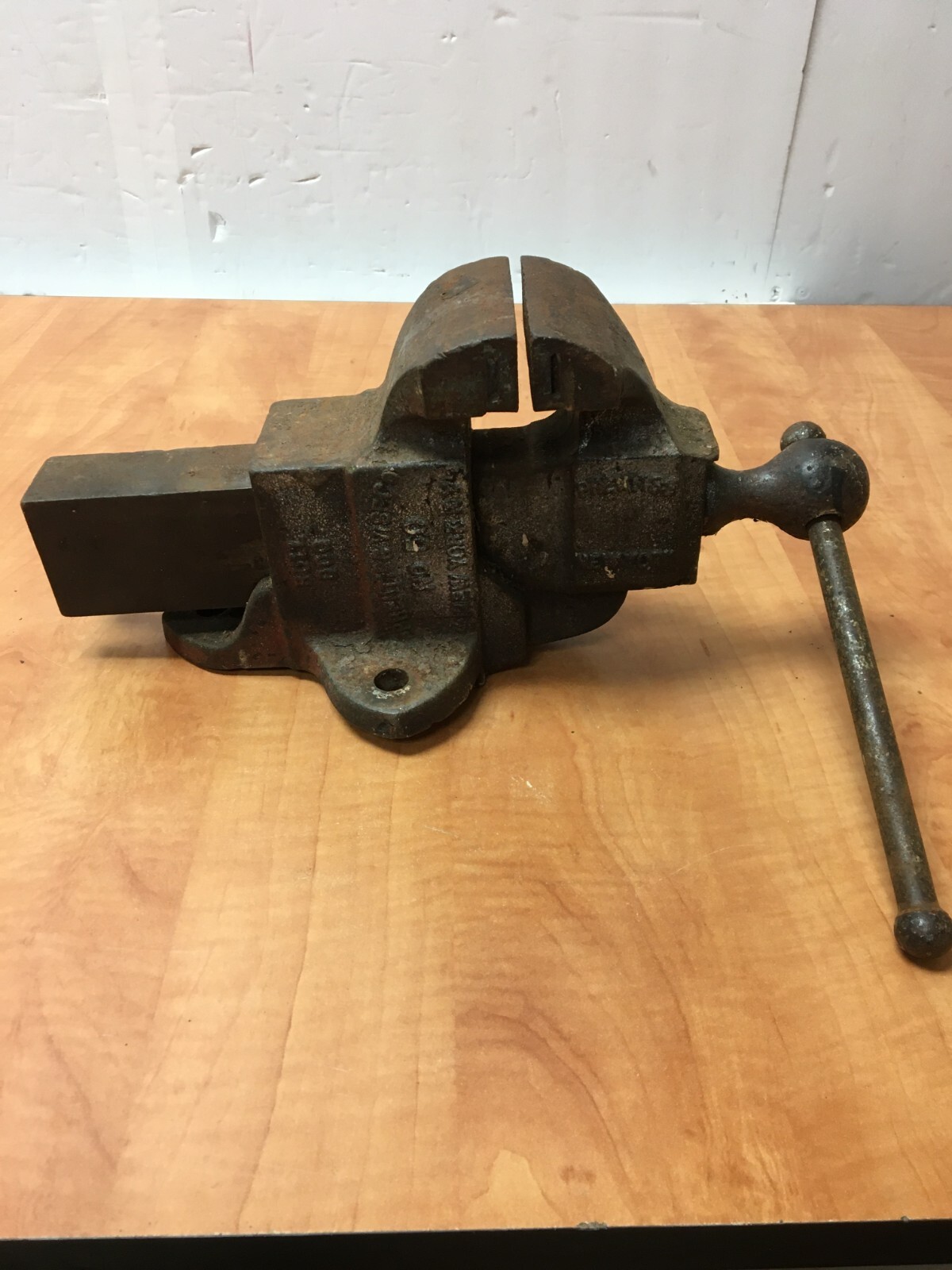 Prentiss Bull Dog No. 50 Vise Bench Antique Tool Cast Iron 3-1/4
