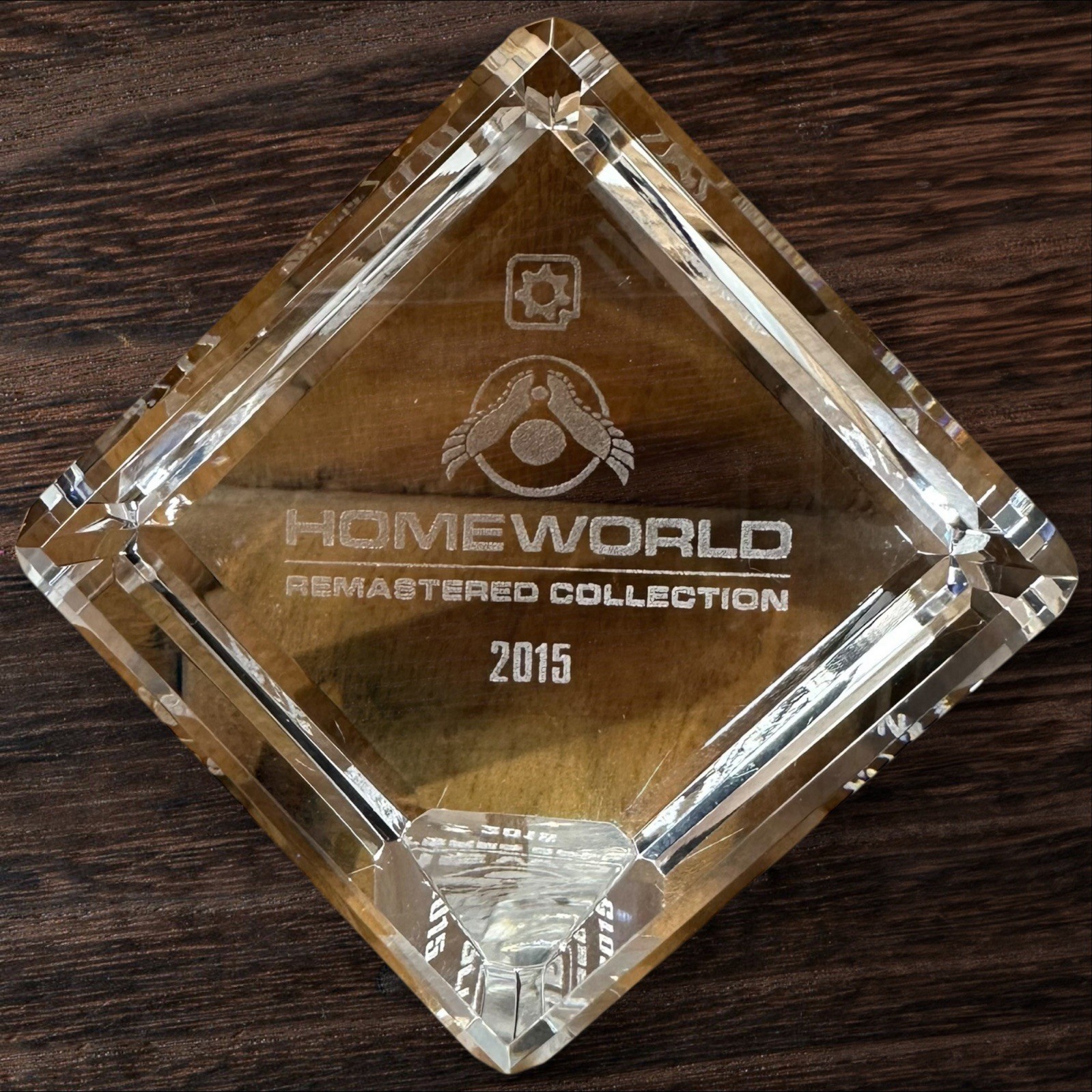 Rare Gearbox Software Homeworld Remastered Collection 2015 Crystal Paperweight