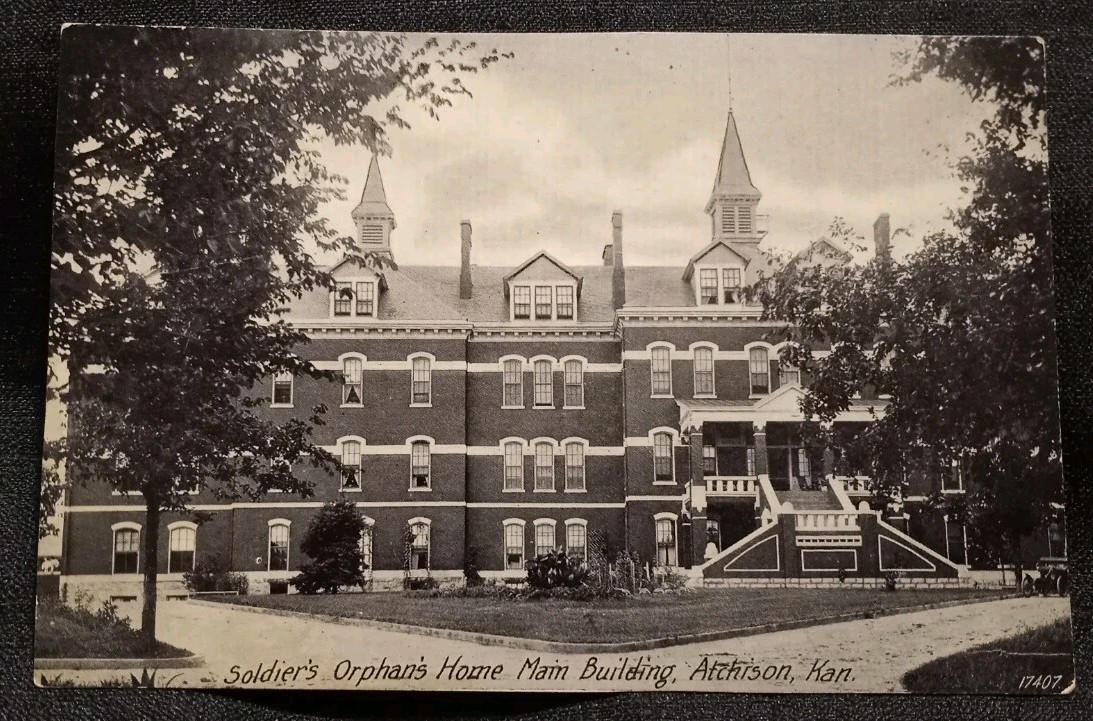 Vintage 1900s Soldier\'s Orphan\'s Home Main Building Atchison, Kansas Postcard