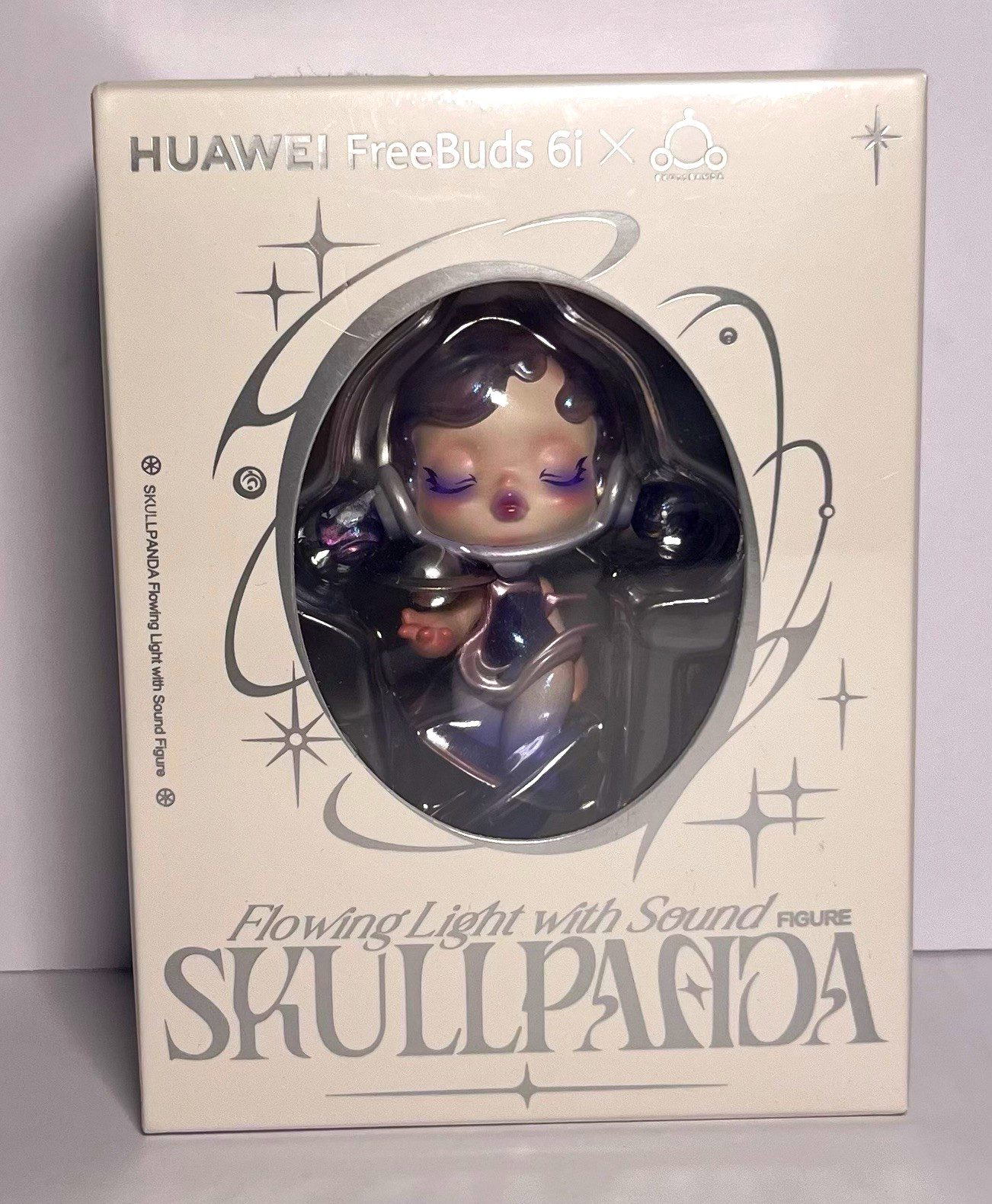 POP MART SKULLPANDA Flowing Light Collectible Figure Sealed New