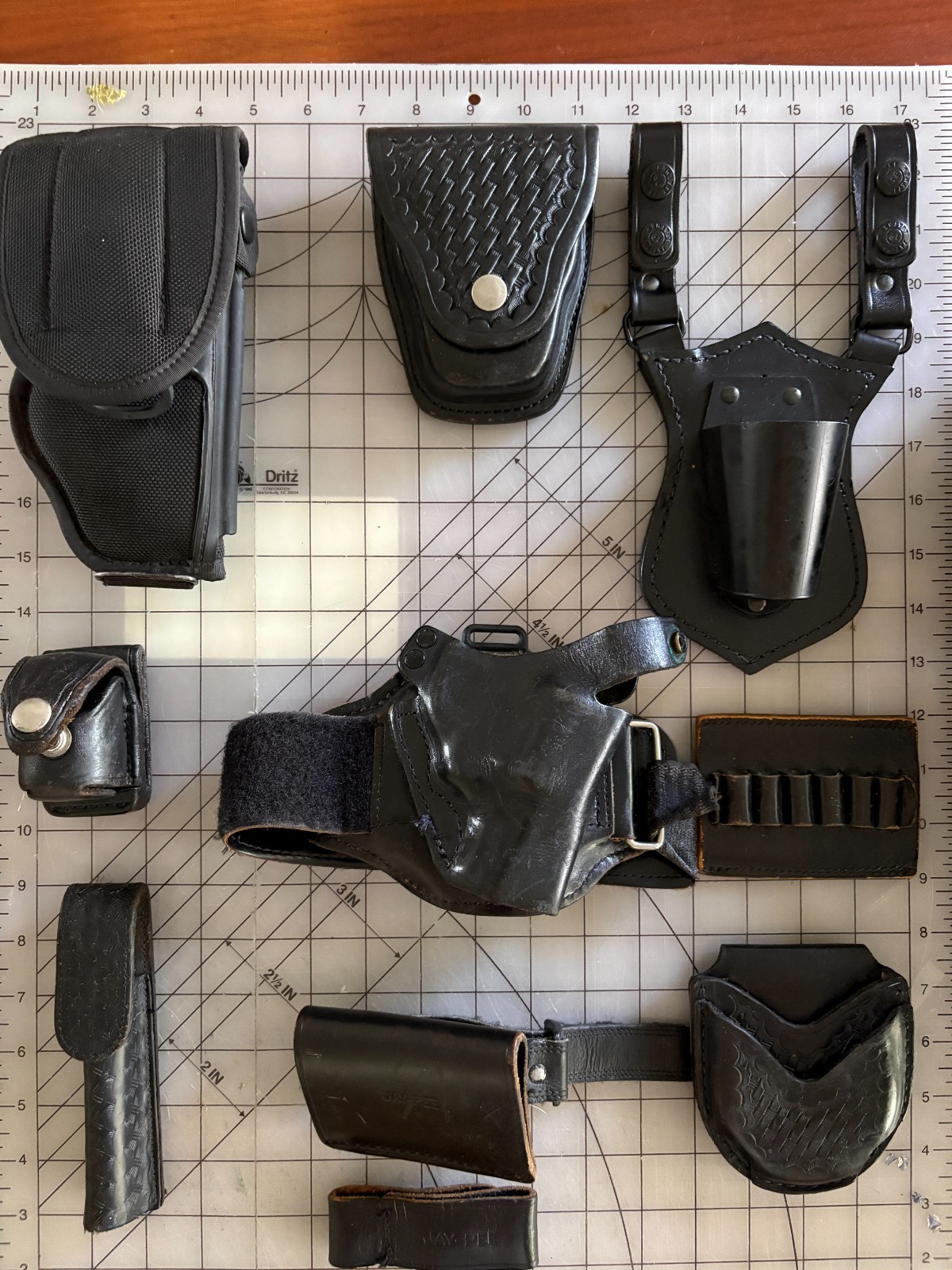 Vintage Police Duty Gear Lot Jay-Pee Bianchi Cobra Leather Holsters Cuff Pouches