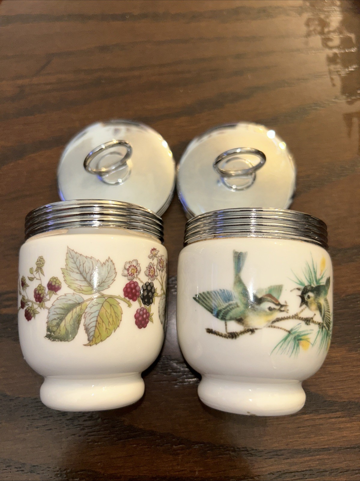 2 Vtg Royal Worcester England Porcelain Egg Coddler Cups Wren 2.5 Berries 2.75