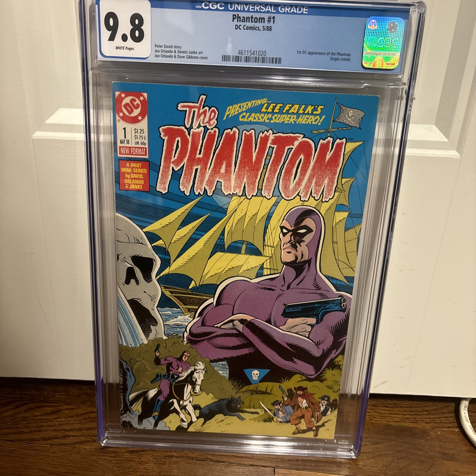 THE PHANTOM #1 CGC 9.8  DC COMIC 1988 1St appearance of phantom in DC comics 