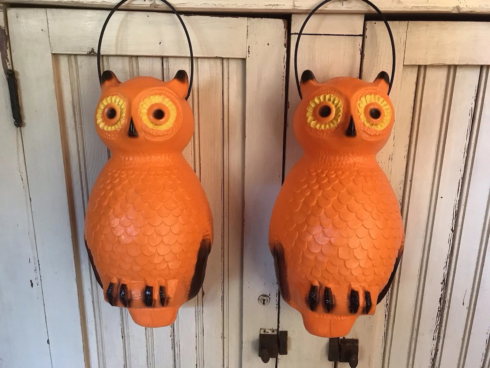 Blow Mold Halloween Orange Hanging Owls Lighted PAIR Union Products 14”