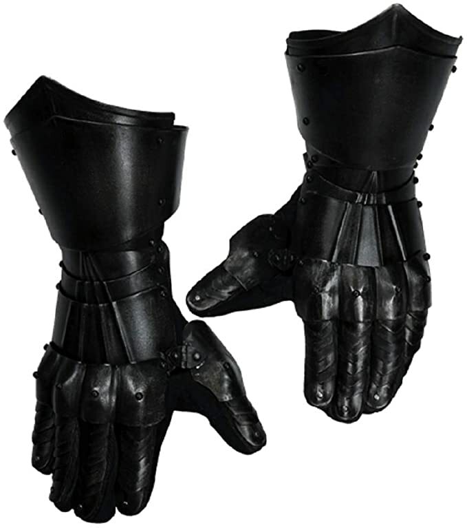 Conquest Undead Gauntlets - Black - One Size Armour