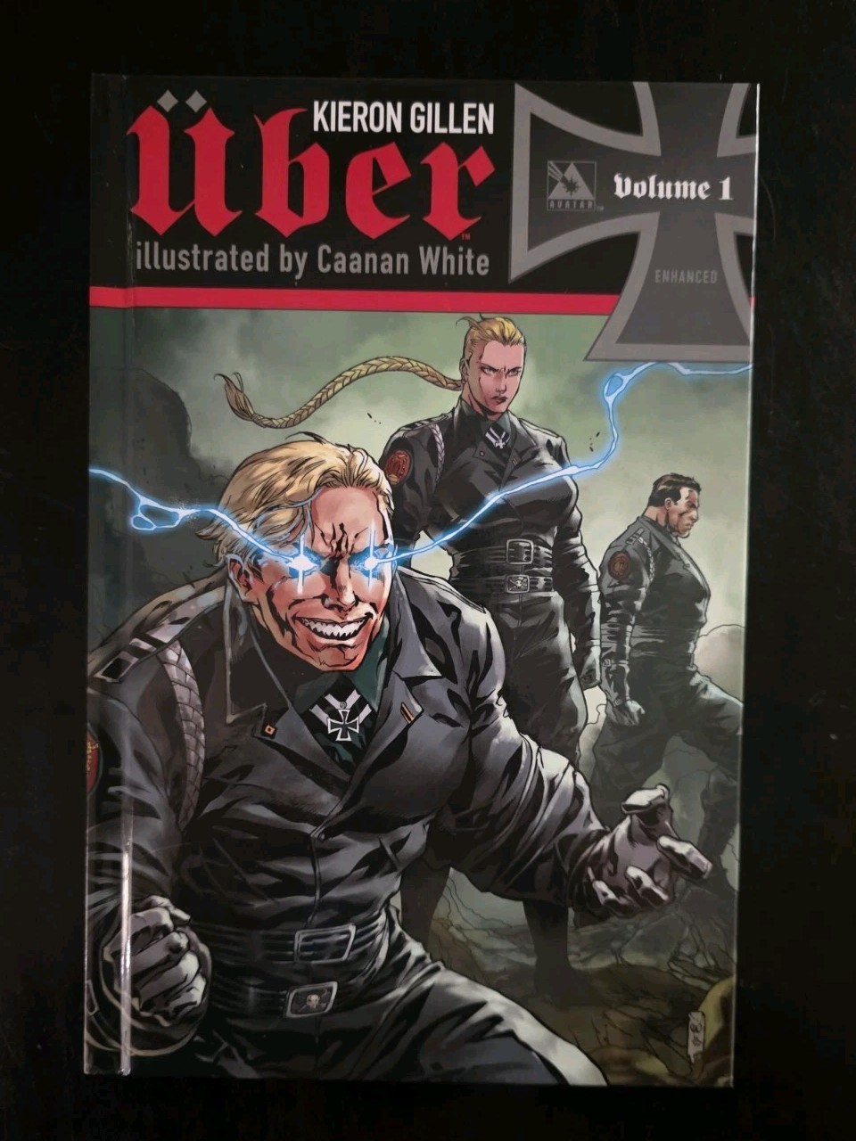 Uber - VOLUME 2 - Hardcover - Kieron Gillen - Avatar - Graphic Novel