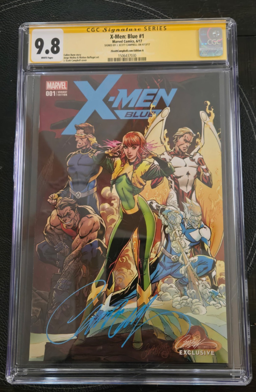 9.8 CGC Signature Series X-Men Blue #1 Signed by J. SCOTT CAMPBELL