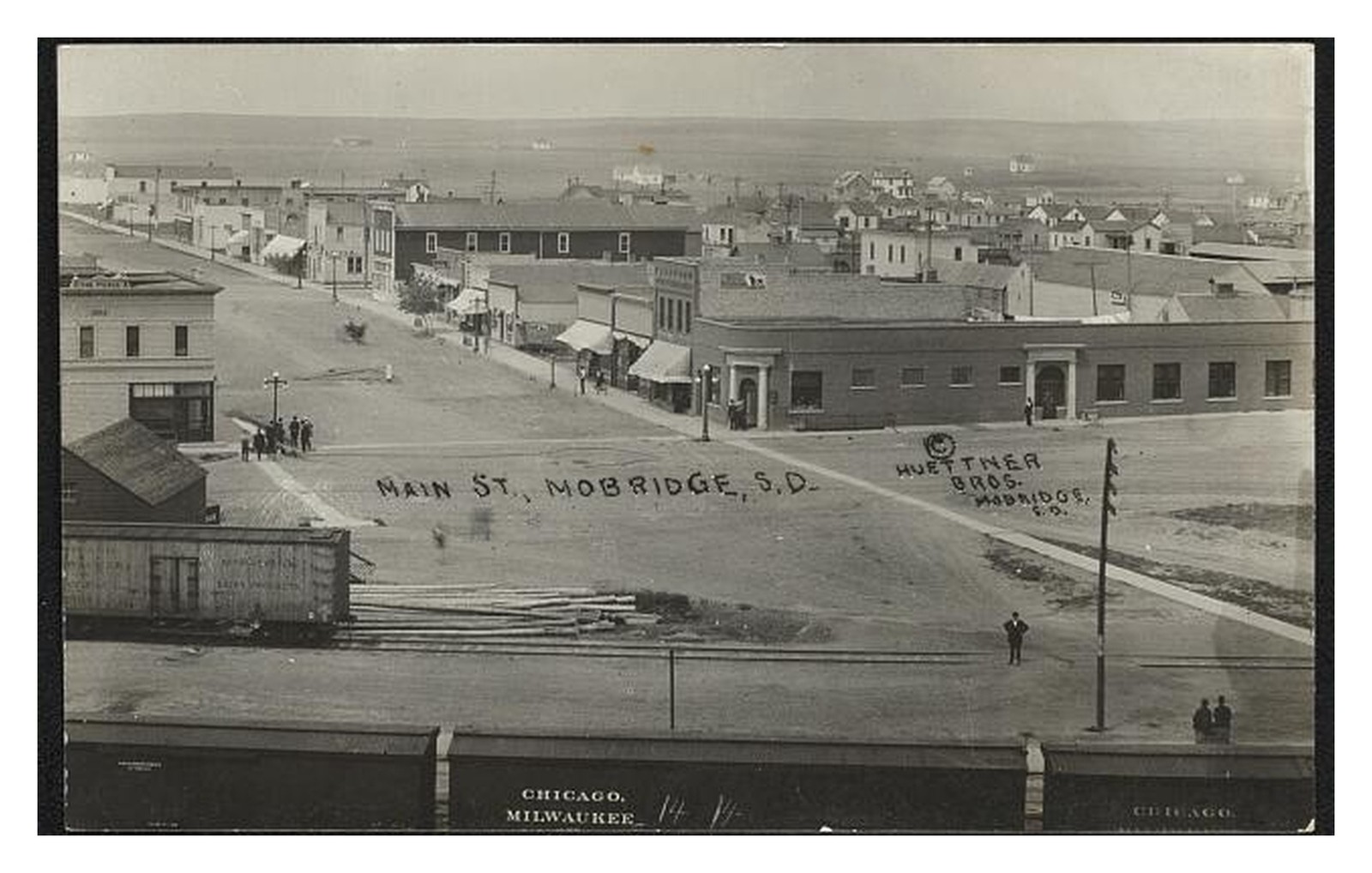 Mobridge South Dakota Main Street Standard Postcard