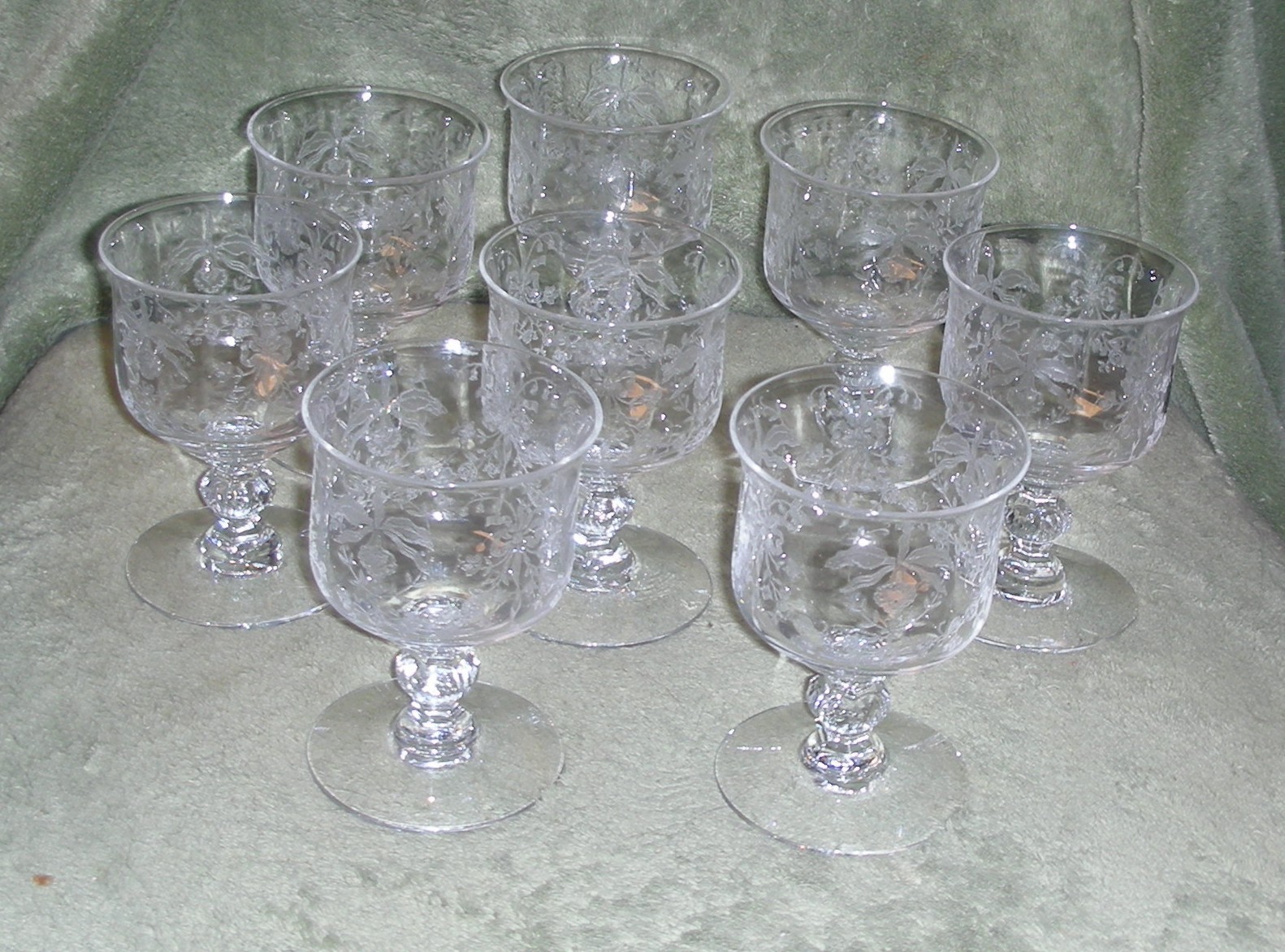 8 HEISEY Oyster Fruit Cocktails ~ ORCHID Etch  ~ 3.75\