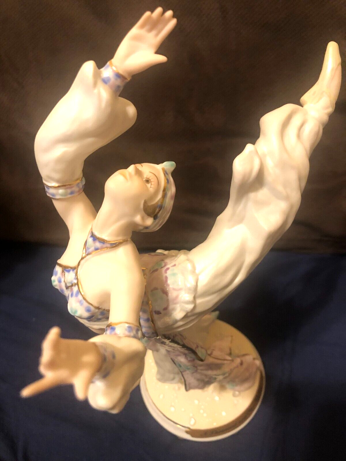 Enesco  Pearl Prima A Thousand and One Nights Ballerina Figurine 938009 HAS BOX