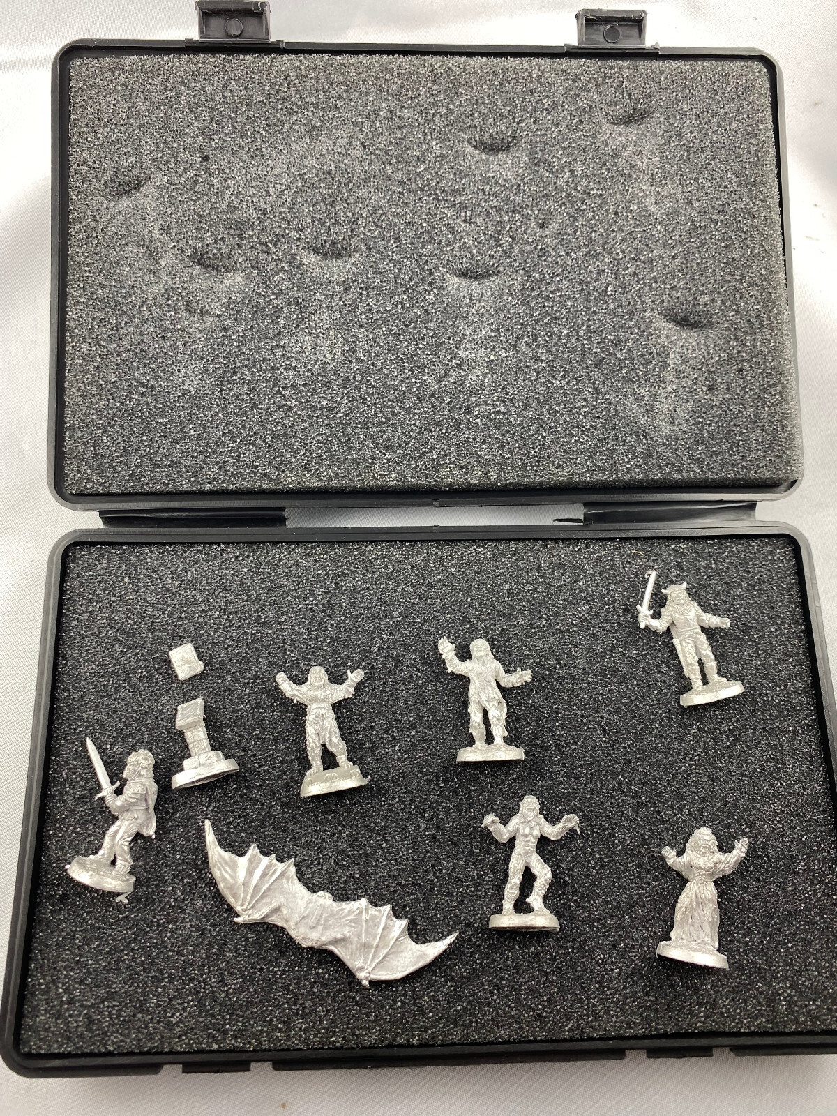 Leading Edge Dracula Miniature Pewter Metal Figure Figurine