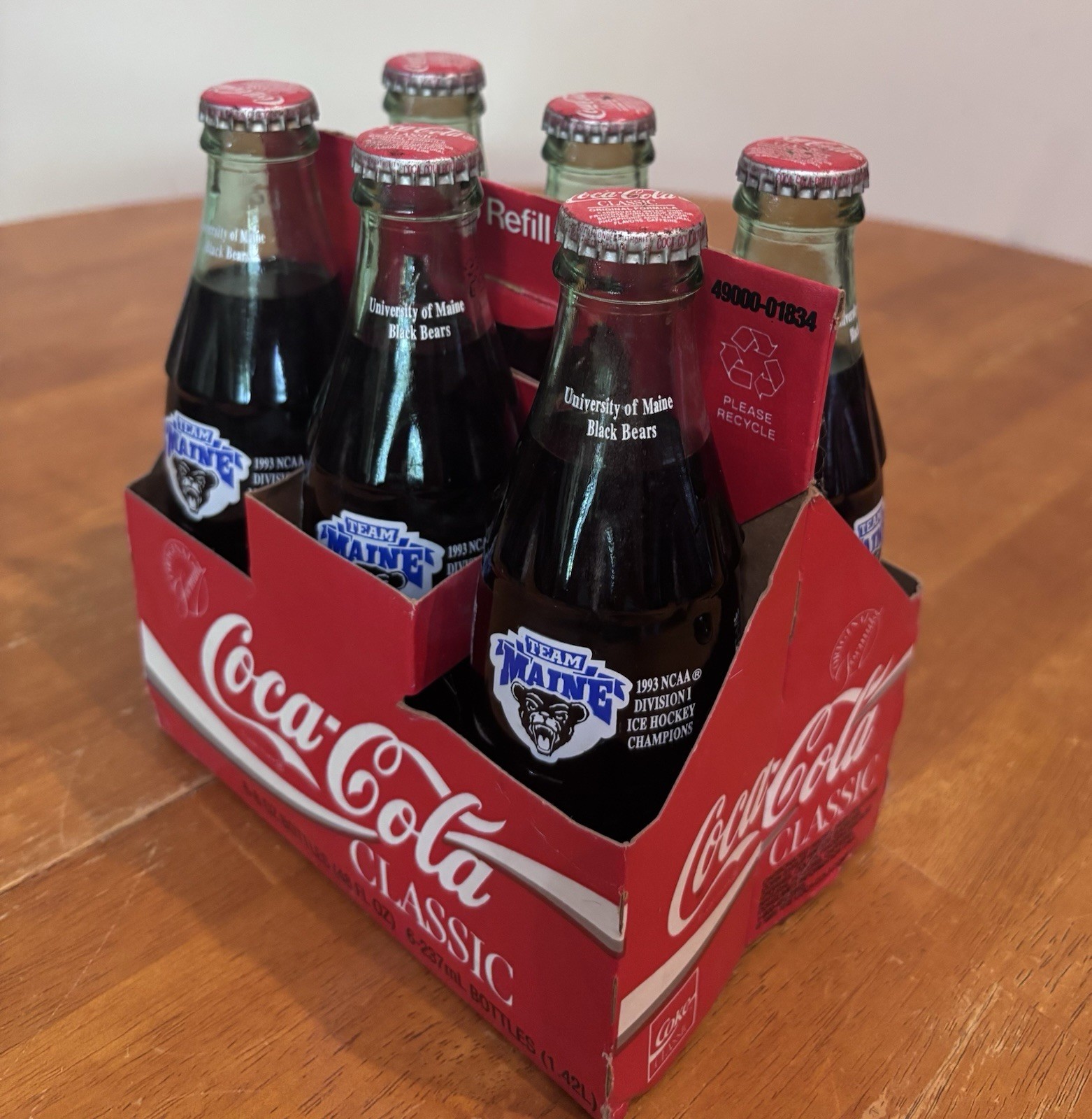 1993 UNIVERSITY of MAINE BLACK BEARS NCAA Hockey Champions COCA-COLA 6 Pack FULL