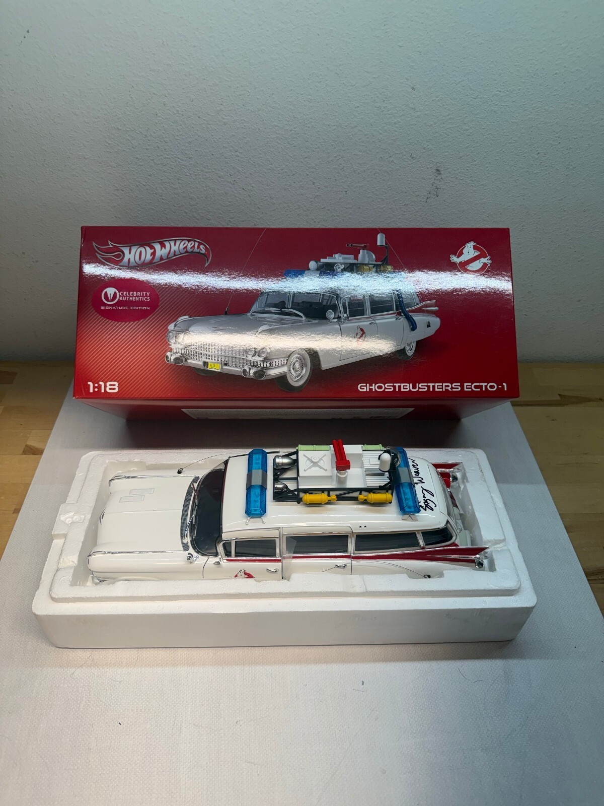 Sigourney Weaver Signed Hot Wheels 1:18 Ghostbusters Ecto-1 Diecast Model Car