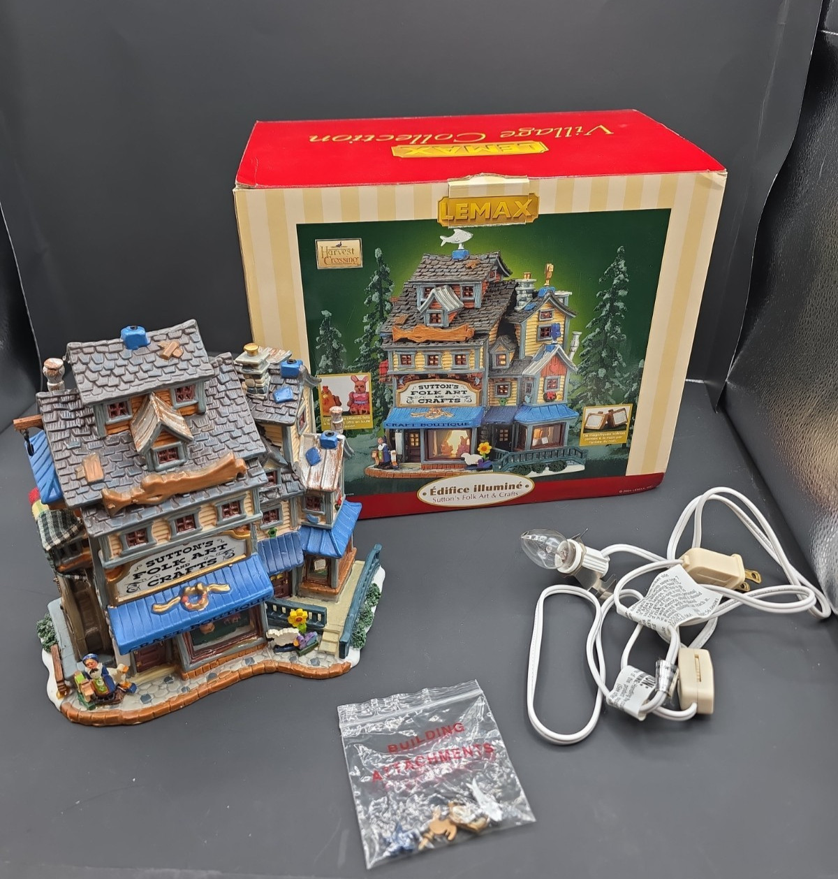 Vintage Lemax 2004 Sutton’s Folk Art & Crafts 45140 Lighted Christmas Village