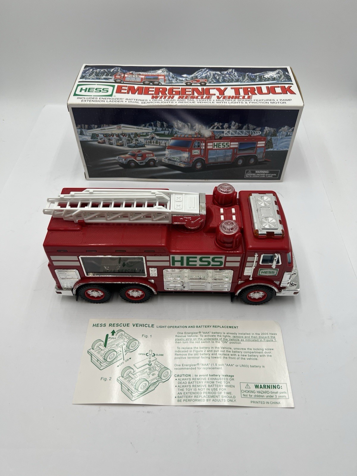 Hess 2005 Emergency Truck With Rescue Vehicle - N128
