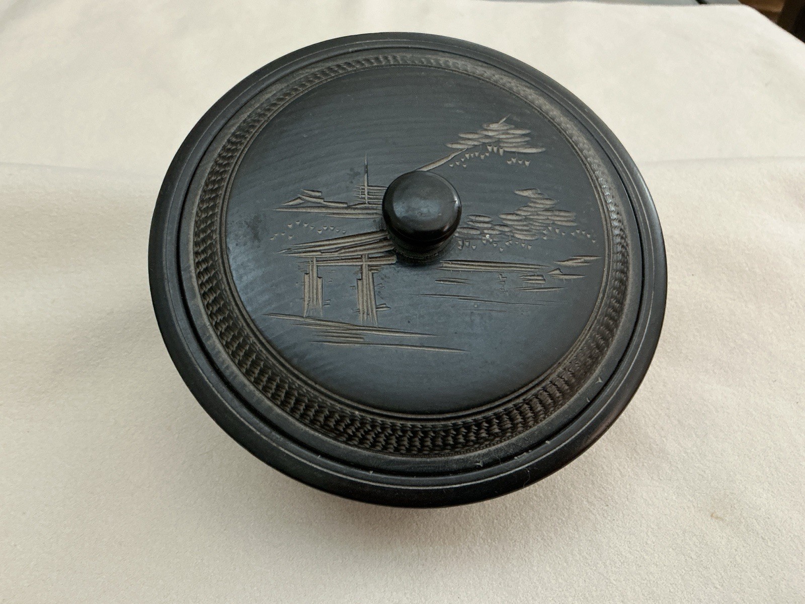  Vintage Japanese Carved Wooden Tea/Keepsake Box 
