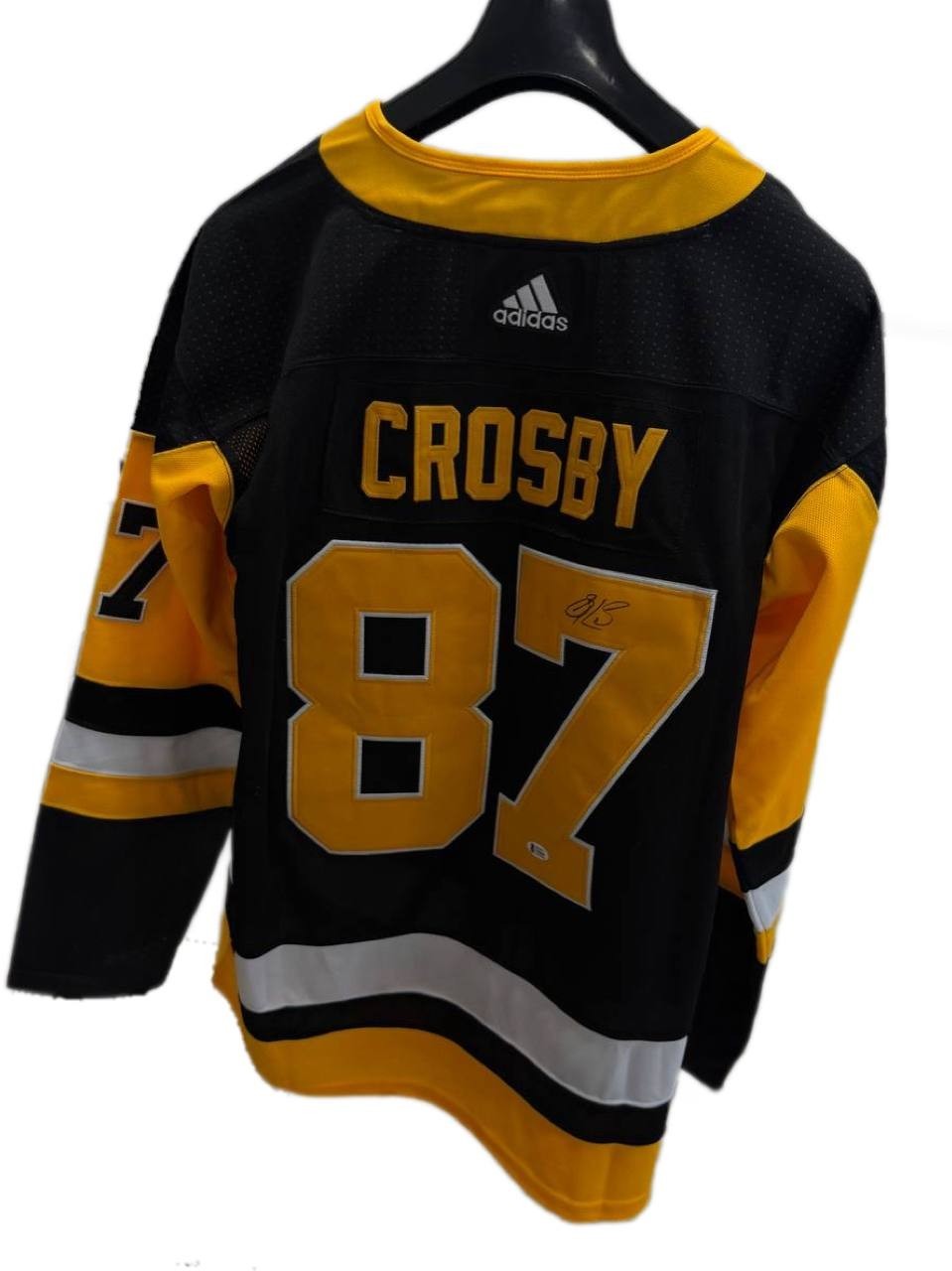 Sidney Crosby Black/Yellow Hockey Jersey Signed Autographed BAS COA