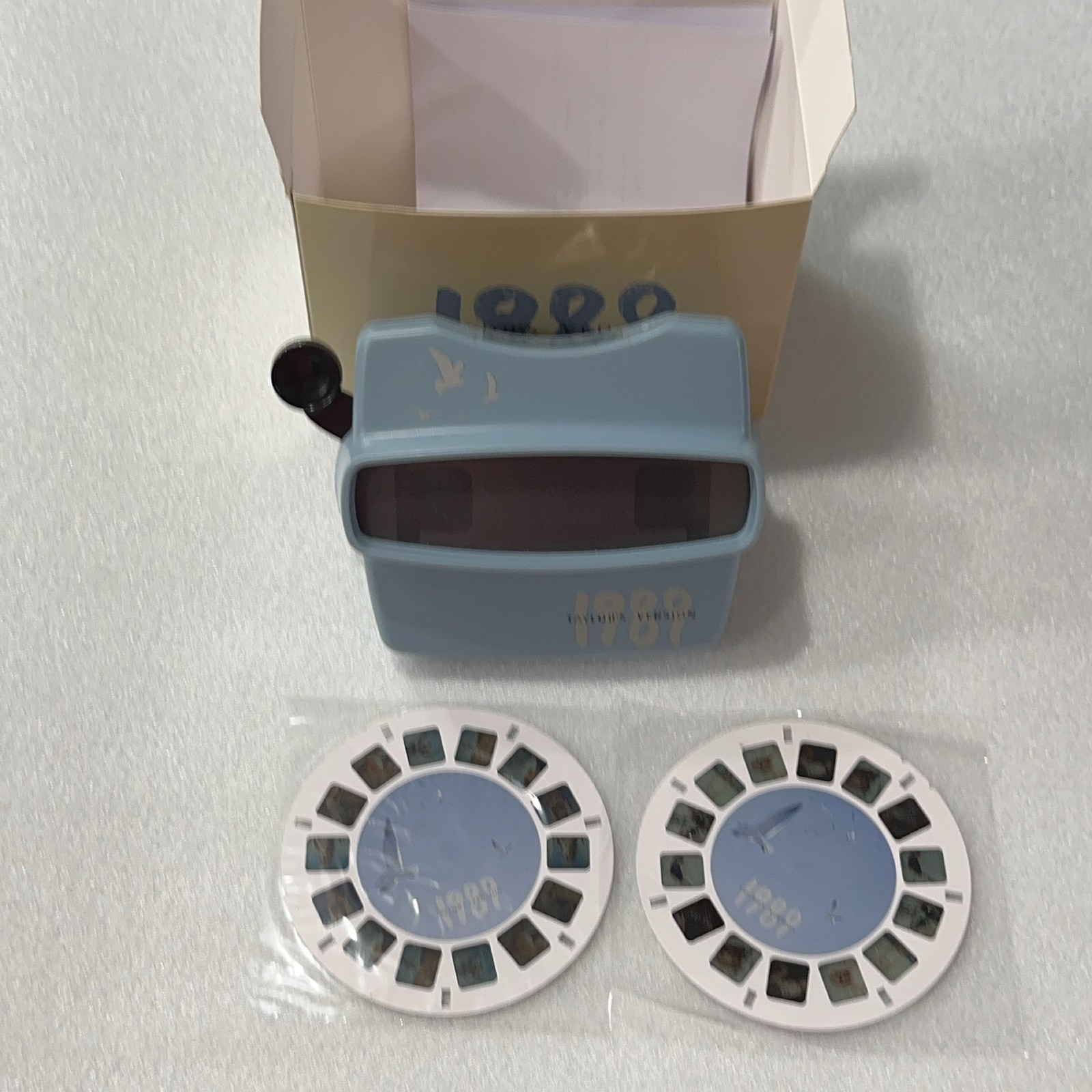 Taylor Swift 1989 (Taylor's Version) View Finder Light Blue Official Merchandise