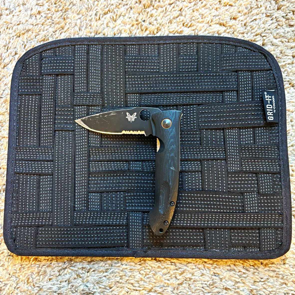 *Excellent Benchmade 745SBK- Mini Dejavoo Manual Combo Edge- Lifesharp*