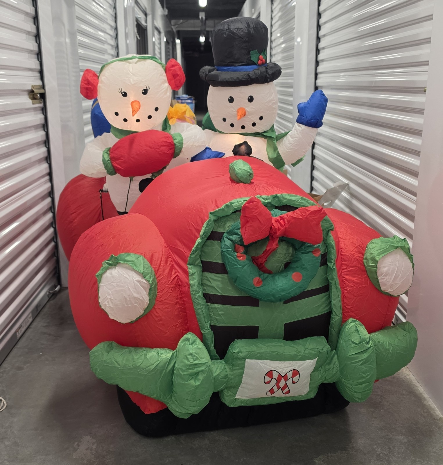 RARE Gemmy 7' Prototype UNRELEASED Snowman Couple in Car 2007