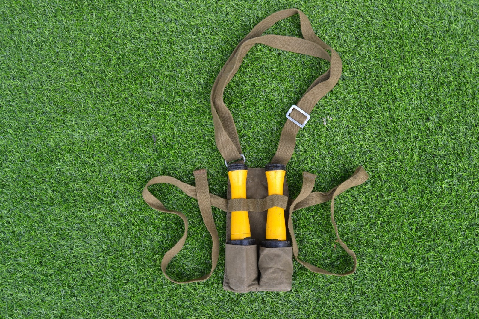 Viet Name Era Viet Cong Chinese ARMY stick grenade canvas pouch marked 1970