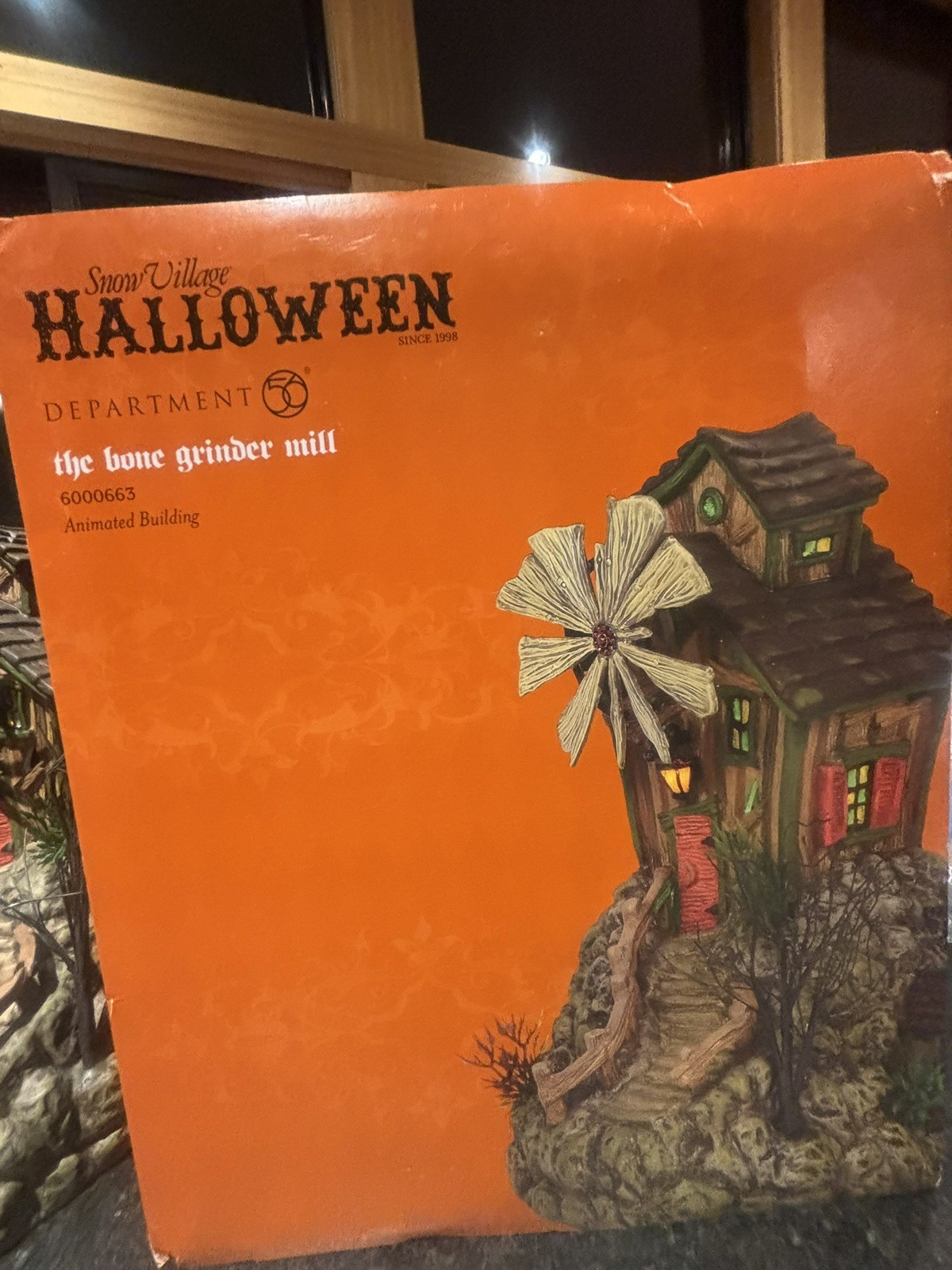 Dept 56 Snow Village Halloween The Bone Grinder Mill 6000663 Animated Lit w/ Box