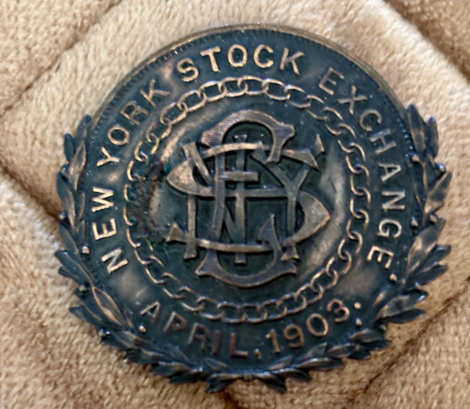 Vtg NEW YORK STOCK EXCHANGE 1903 Badge Mint Condition. RARE Whitehead & Hoac NJ