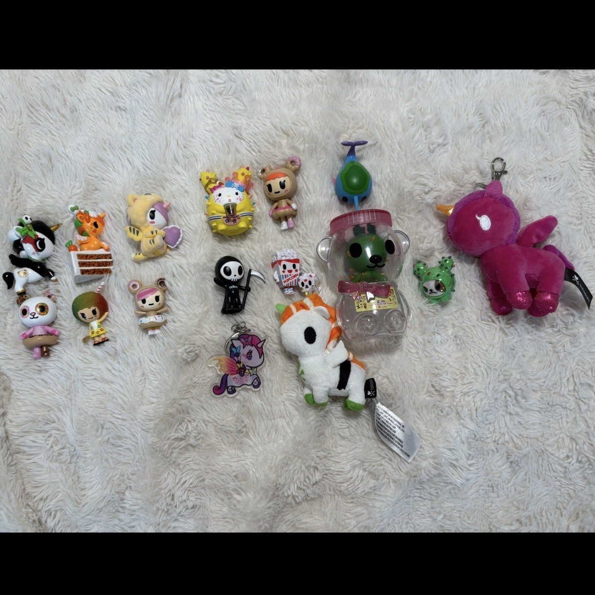Huge Tokidoki lot of 17 Figures INCLUDING CHASERS w/ Unicornio Donutella Adios