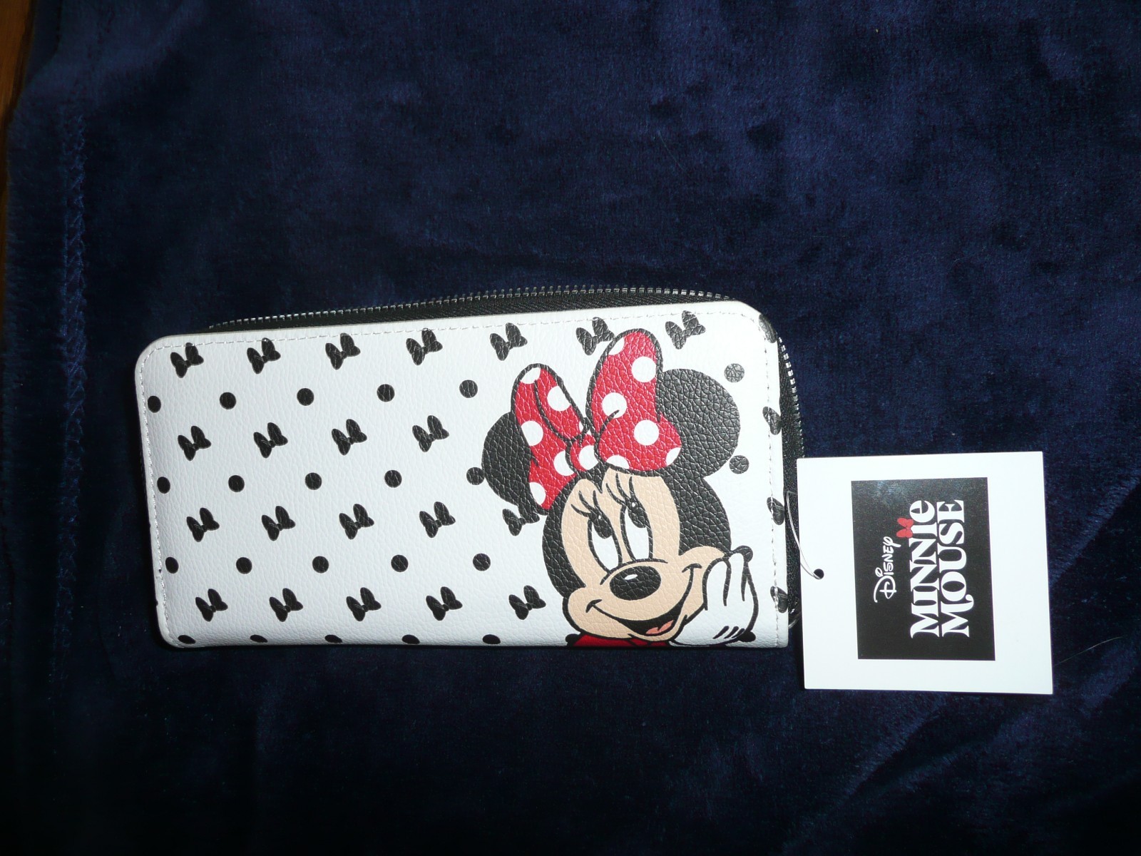 Fast Forward Disney Minnie Mouse Pink AOP Zipper Wallet; NWT