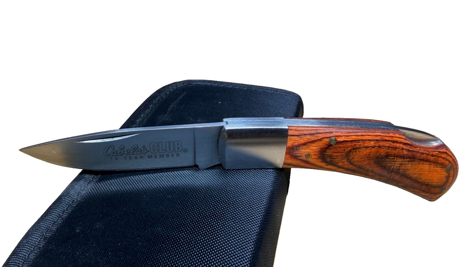 Cabela’s CLUB 10 Year Member Lockback Folding Knife Wood Handle Sheath