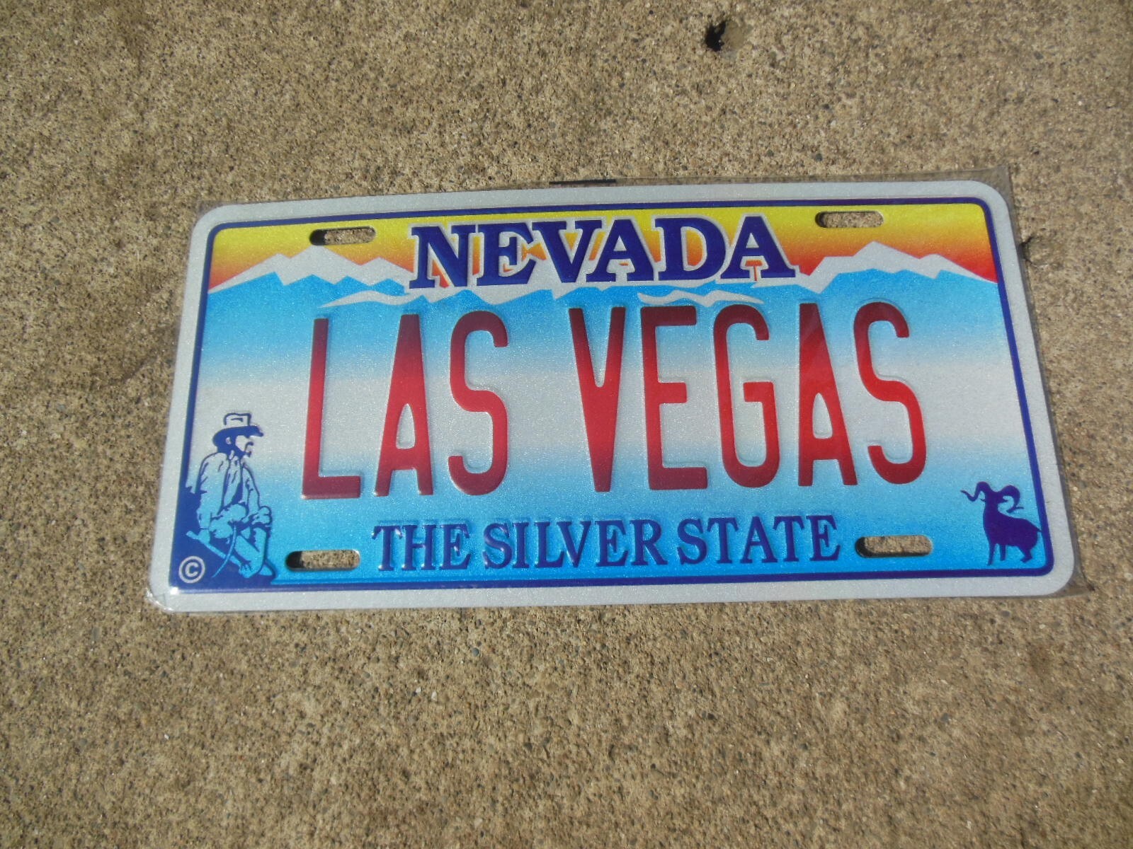 LAS VEGAS = Nevada The Silver State NOVELTY License Plate  $4.00 US Shipping