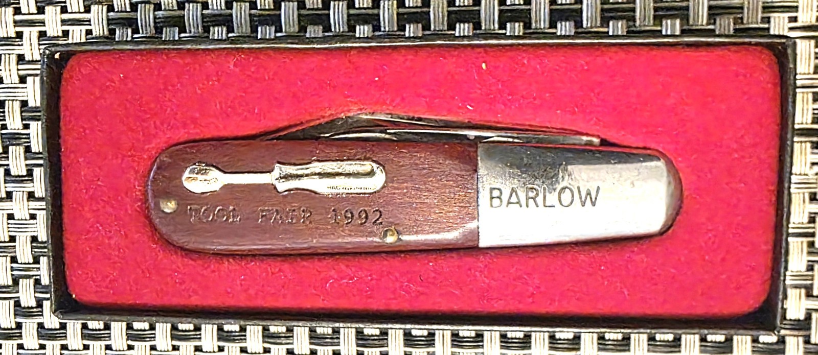 MAC TOOLS  PKTF2  SECOND EDITION 1992 TOOL FAIR UTICA COMMEMORATIVE KNIFE  USA
