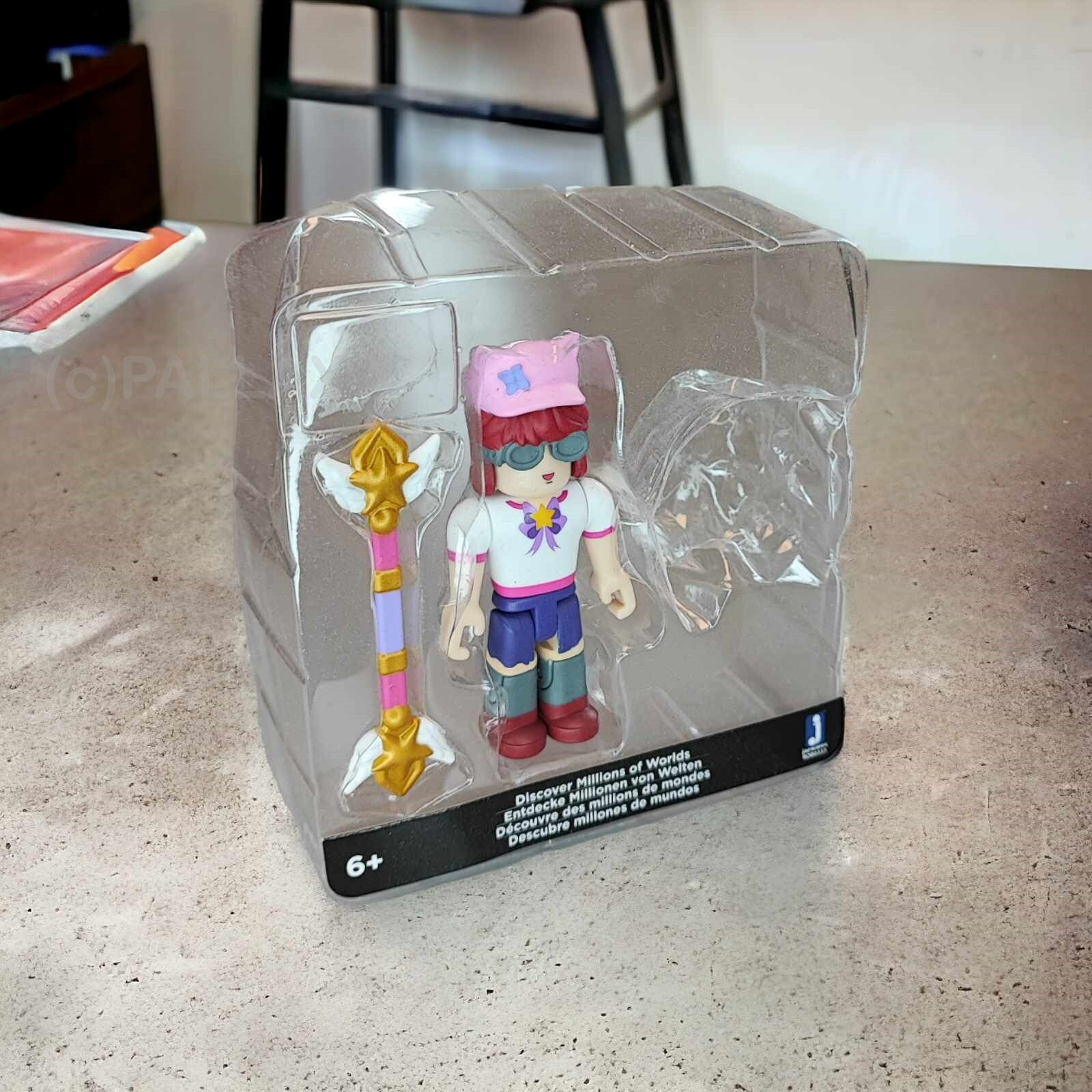 ROBLOX STAR SORORITY - BEE WRANGLER / JAZWARES 2020