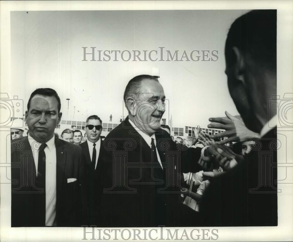 1964 Press Photo President Lyndon B. Johnson Visits New Orleans - noc04272