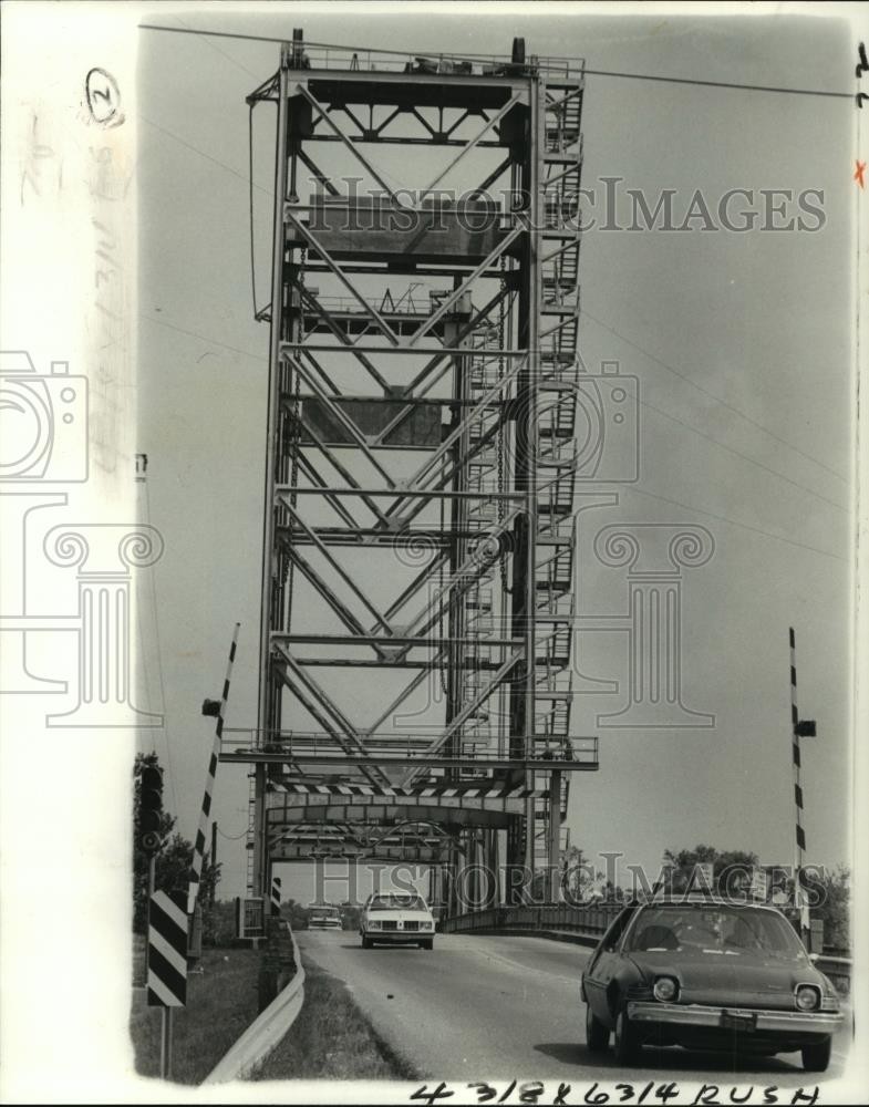 1980 Press Photo A new high rise bridge will replace this draw bridge.