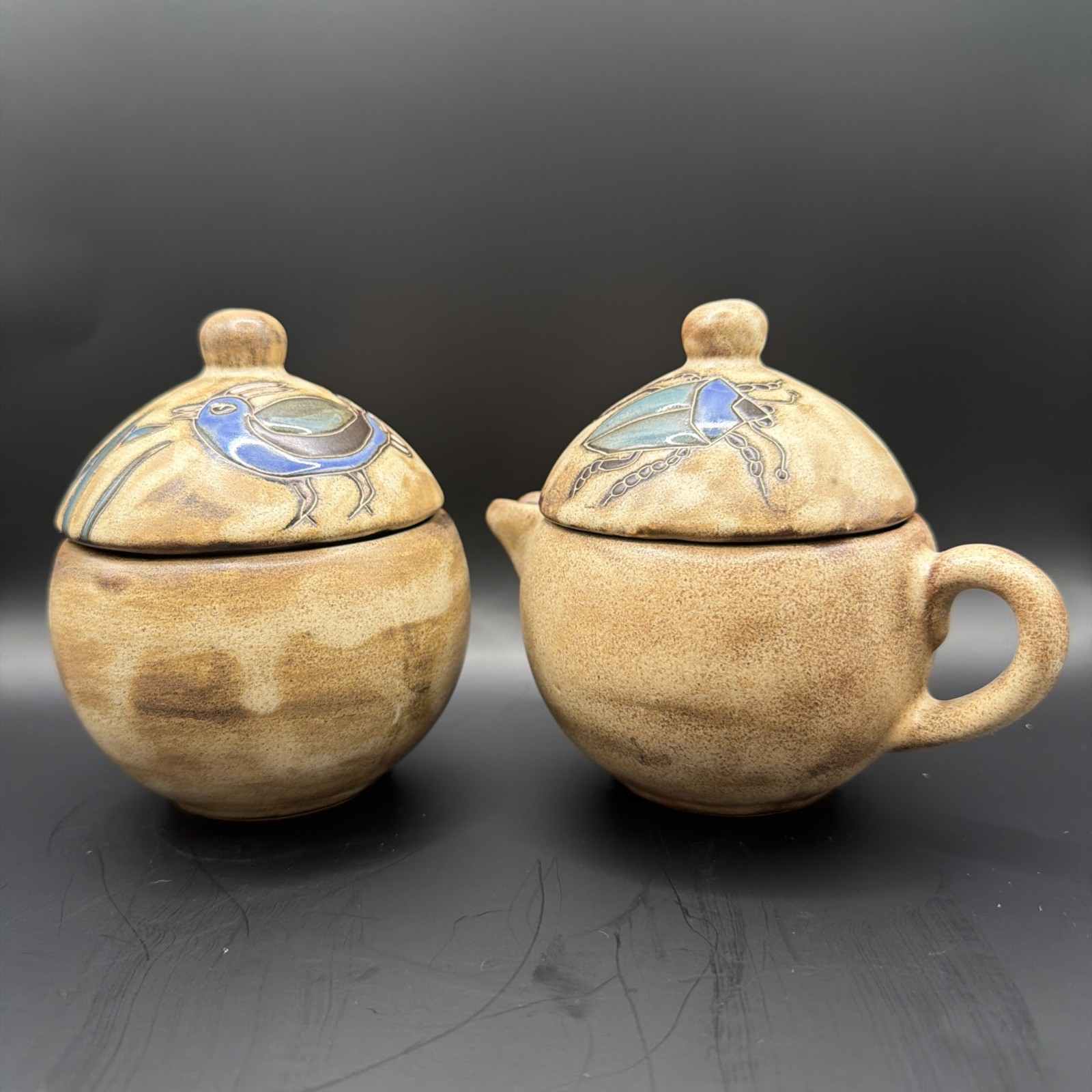 Mara Stoneware Creamer&Sugar Container Mexico Earthtones Blue&Red Wild Life Read