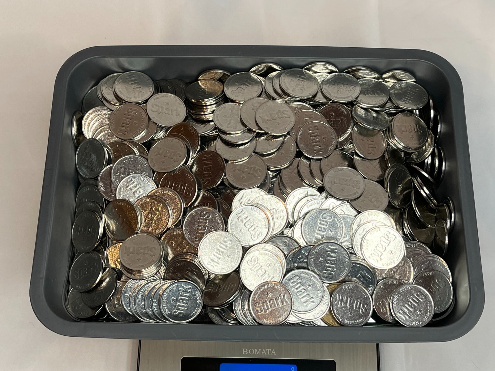 1000 PACHISLO SLOT MACHINE TOKENS - Standard 0.984inch 25mm USED CLEANED