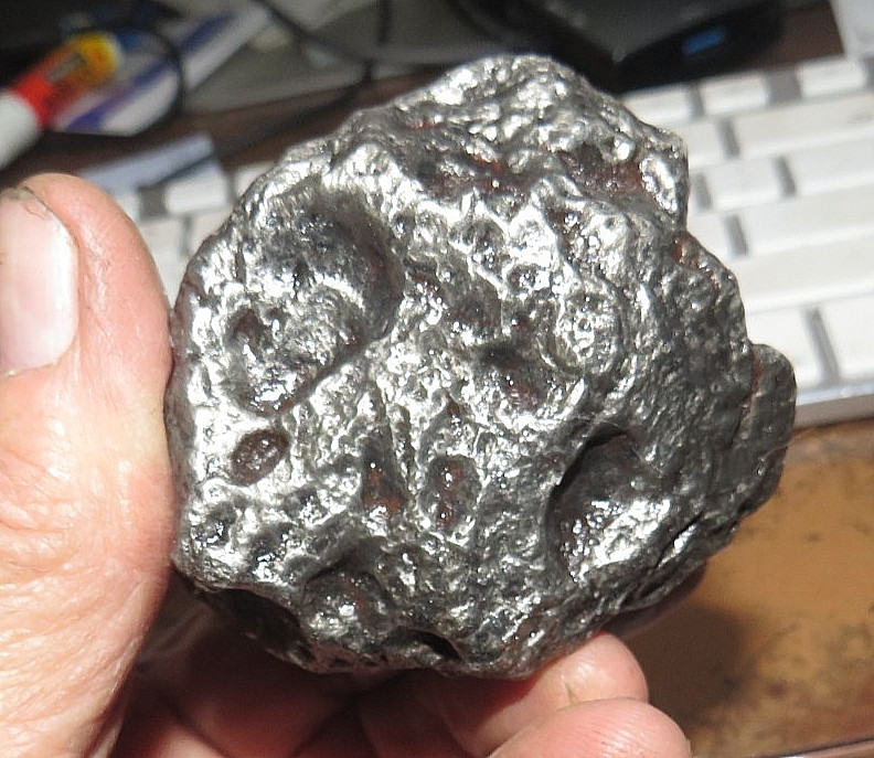 516 GM CAMPO DEL CIELO IRON METEORITE AAA GRADE 1.13 LBS JAL STAND