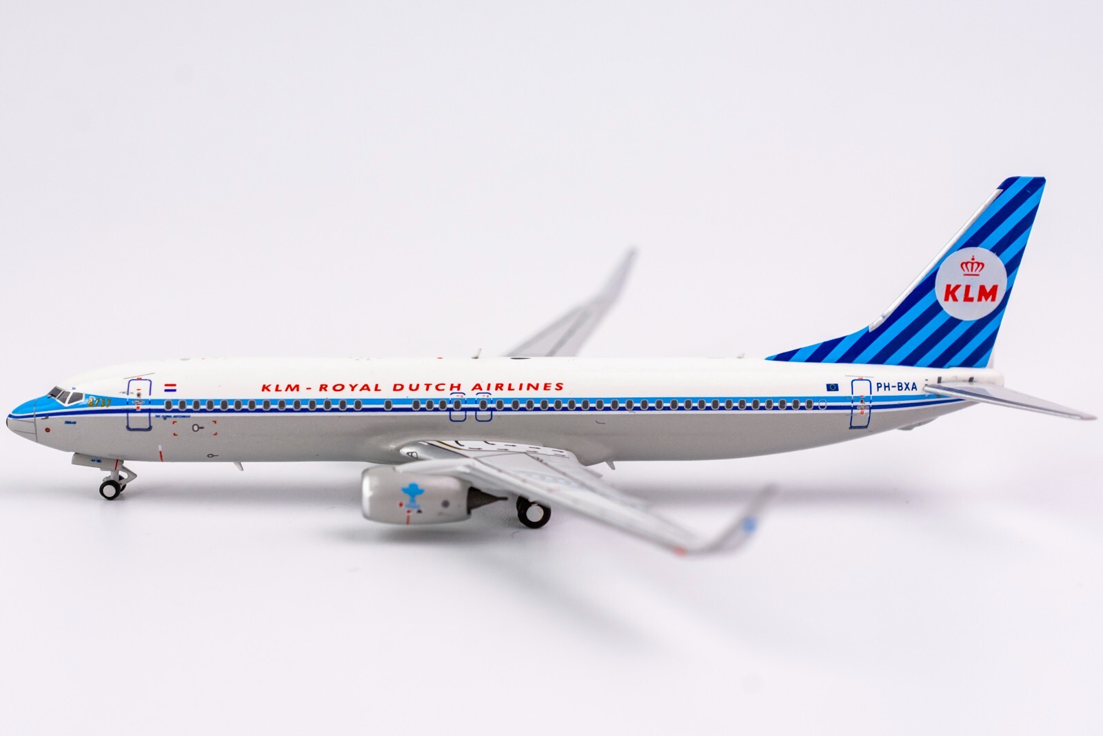 KLM Royal Dutch Airlines Boeing 737-800 PH-BXA Retro NG Models 1:400