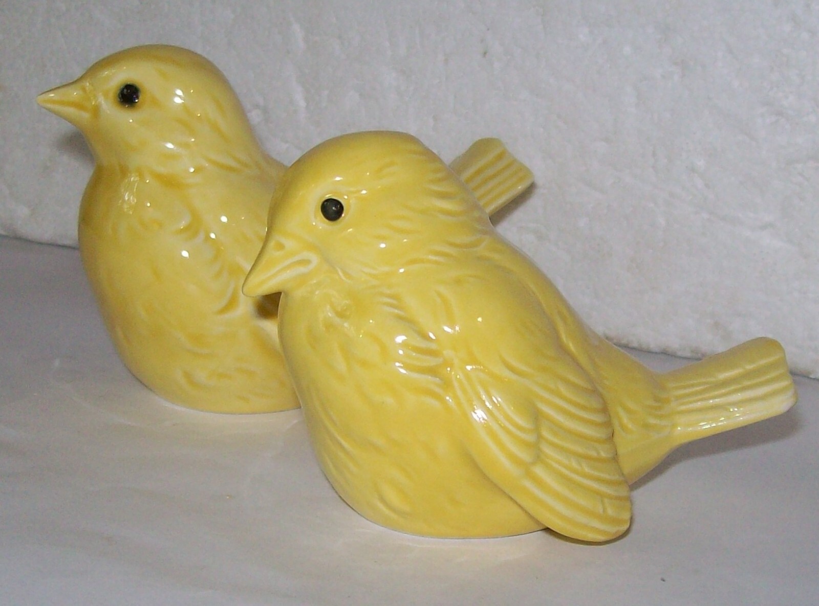 Vintage Goebel West Germany PAIR Yellow Wren Bird CV73 CV74 Porcelain Figurine