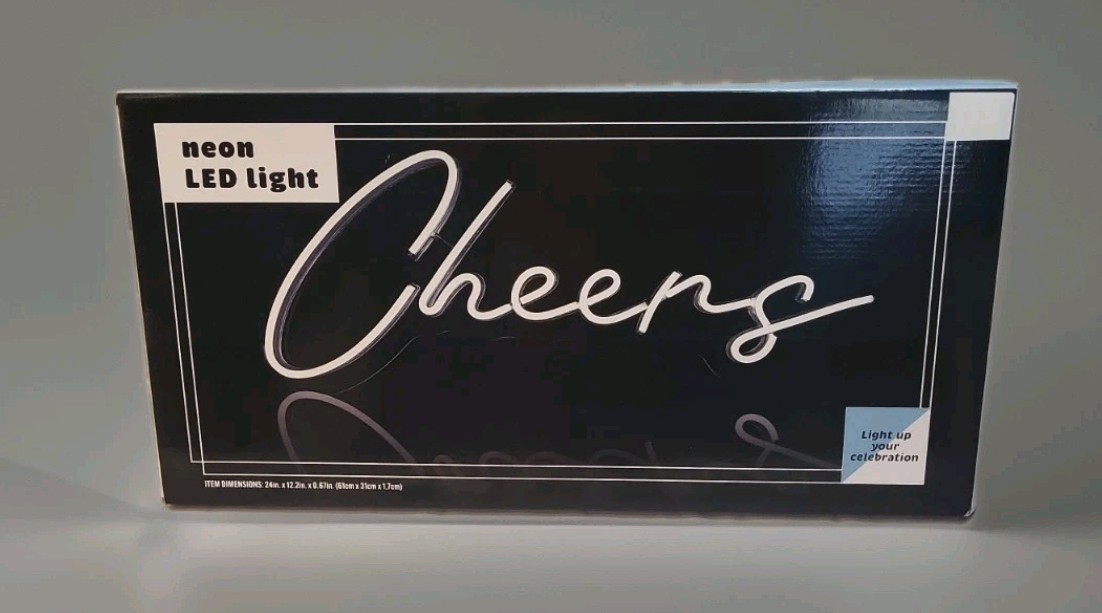 “CHEERS” 24