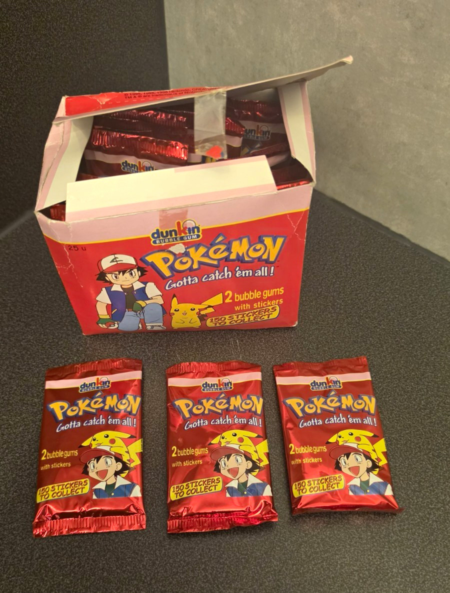 Pokemon Dunkin Bubble Gum Display Box Vintage 1999