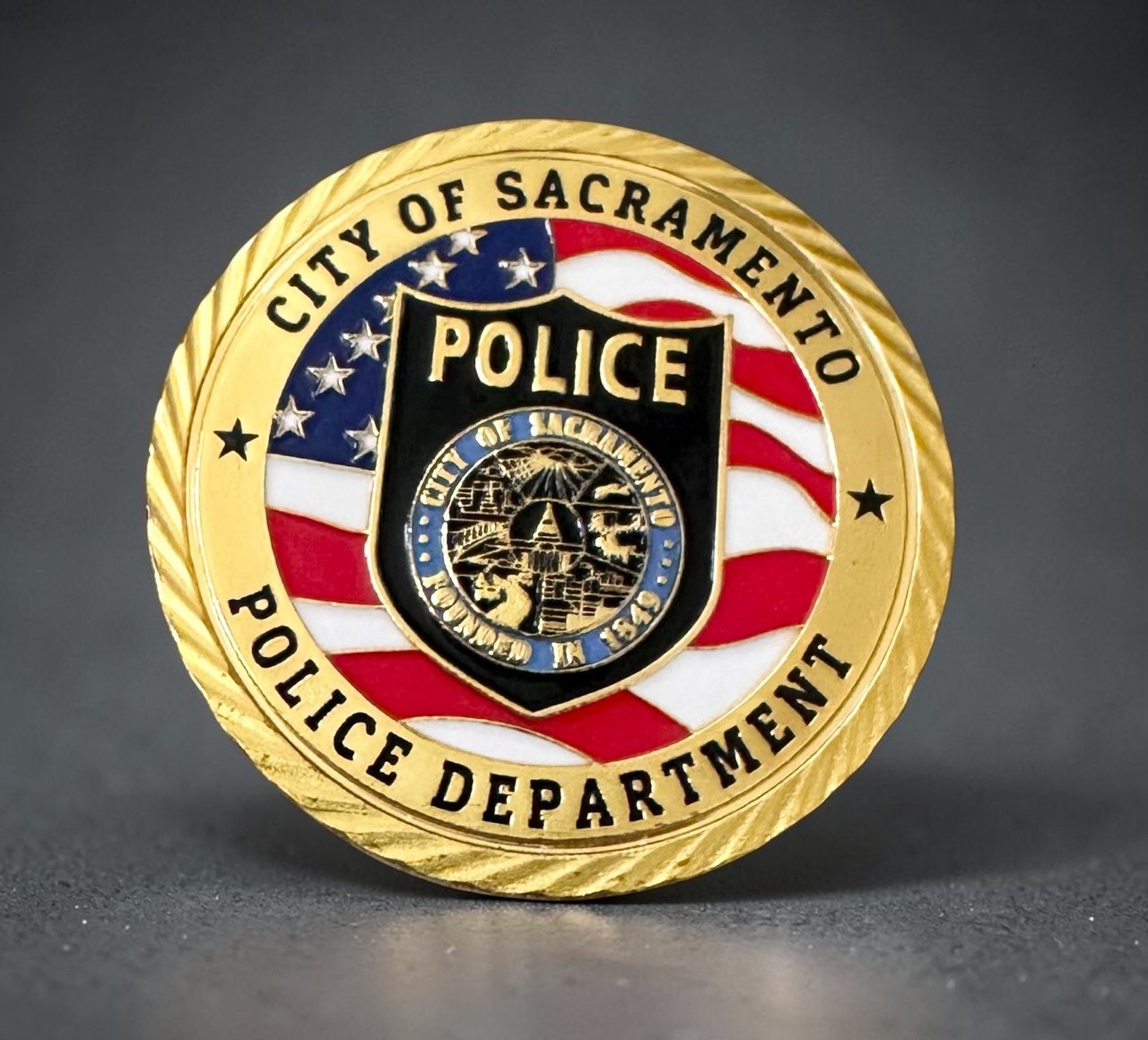 CITY OF SACRAMENTO CALIFORNIA CAPITAL POLICE DEPT CHALLENGE COIN ·PERFECT GIFT·