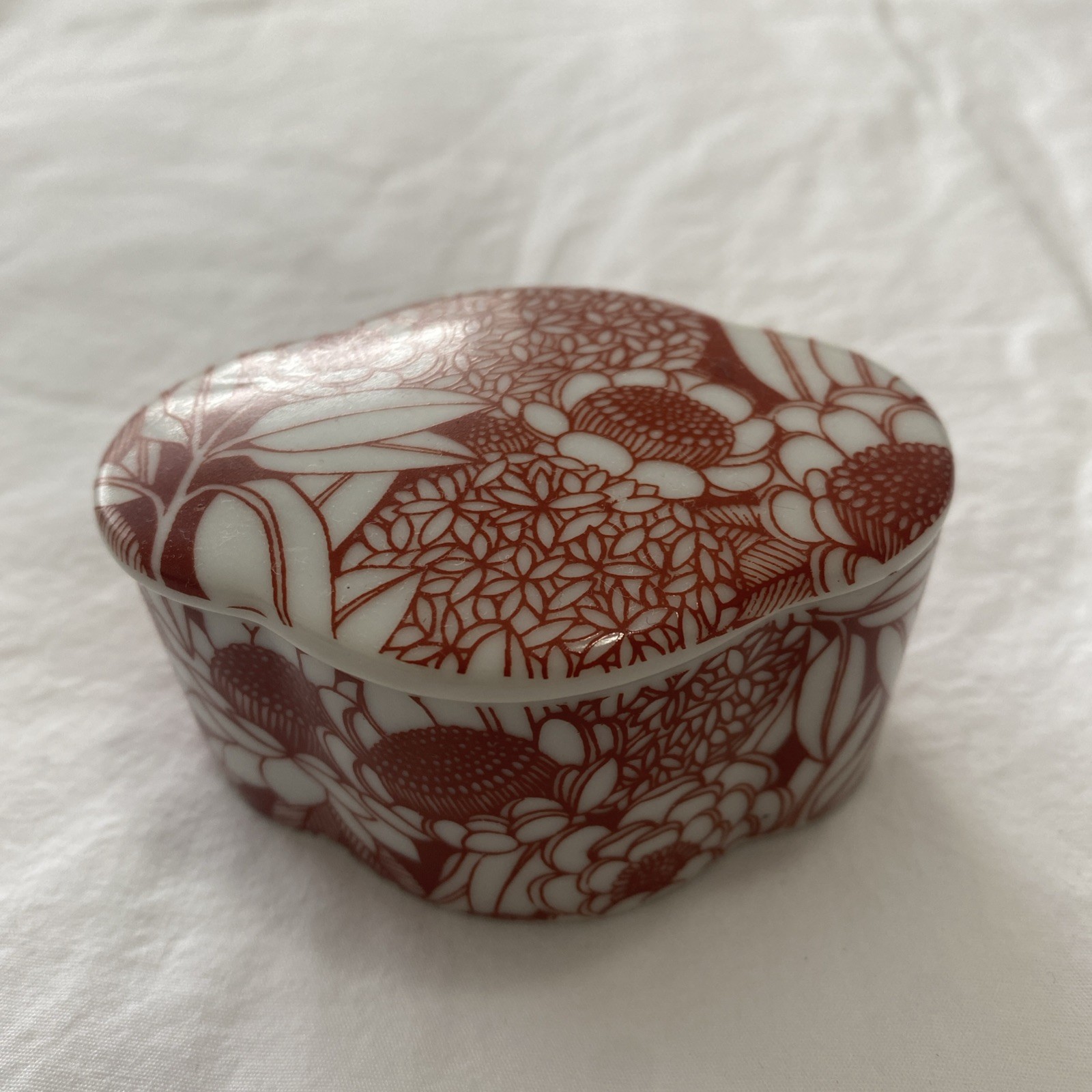 Vintage Palcom Japanese Porcelain Trinket Box With Red And White Floral Transfer
