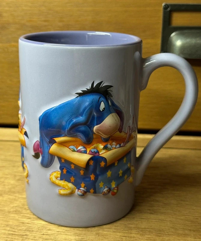 Disney store exclusive early 2000s vintage Eeyore Mug Christmas