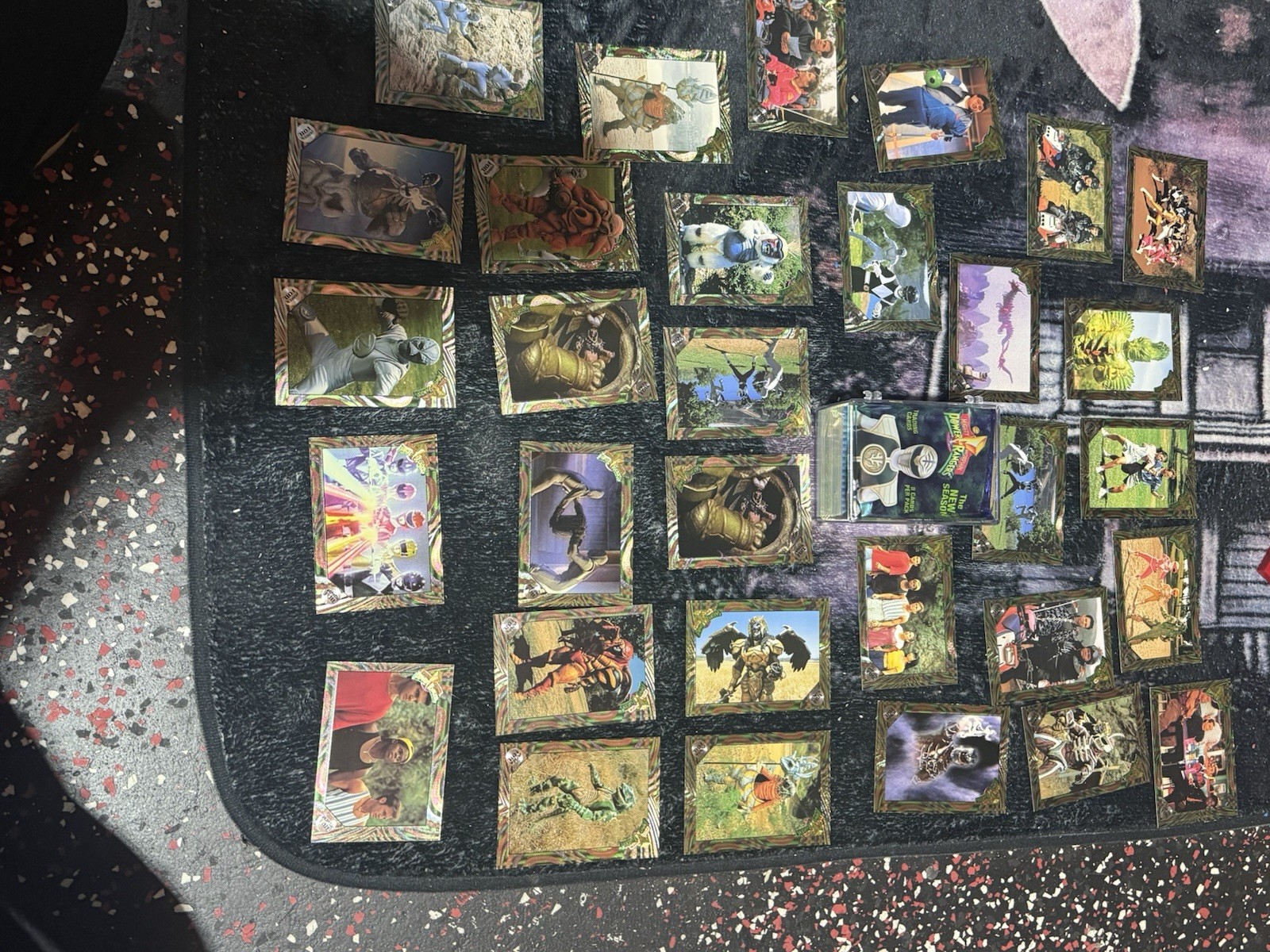 Power Rangers The New Season Trading Card 72 Cards Set With 31 Foil Chase Cards