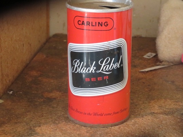 CARLING BLACK LABEL.      SOLID. FAN TAB. FRANKENMUTH MICH
